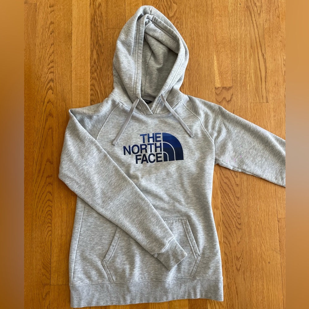 THE NORTH FACE GREY HOODIE with ombré logo size S